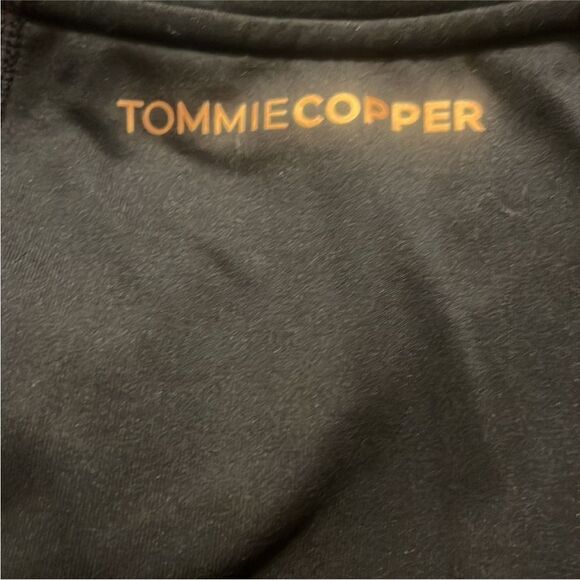 Tommie Copper NWT Long Sleeve V Neck Compression Front Zipper Black L - Picture 6 of 7